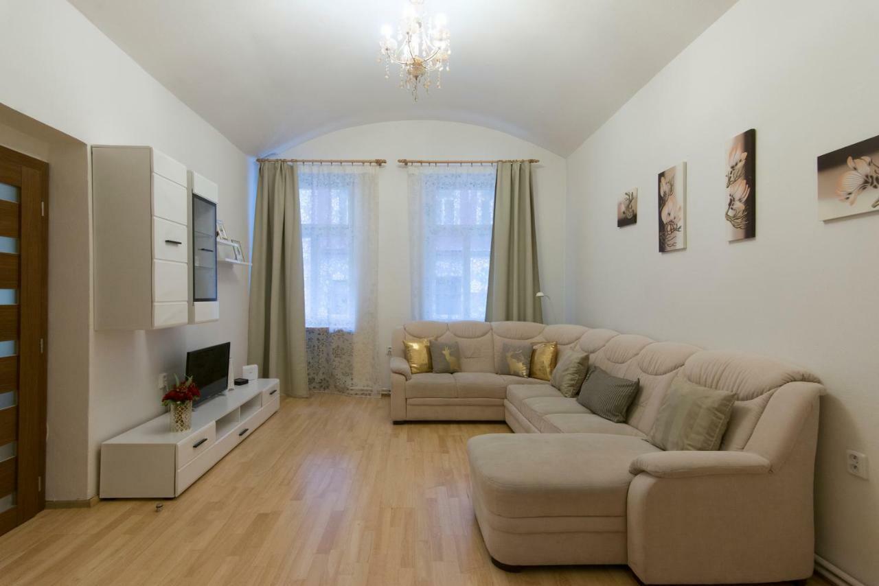 Spacious Apartment Near Wenceslas Square Praga Zewnętrze zdjęcie